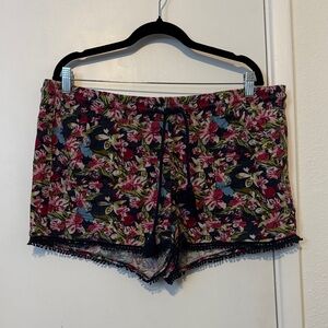 Floral Drawstring Lace Trim Shorts - Navy Background (XL)